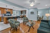 The Garden House | Sleeps 11 | Near USC