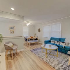 Good Vibes Ranch | 3BR 1.5BA Pets+ Walk to Zoo