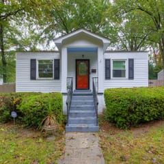 Lounge On Lincoln | Pet Friendly | 3BR Sleeps 6