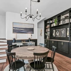 Minutes to USC | Melrose Heights 3BR | Sleeps 6