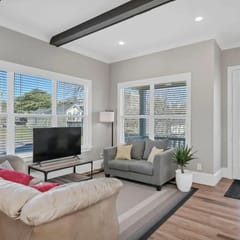 The Graveyard |4BR 3BA|Downtown