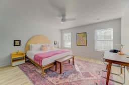 ☆ NEW Townhome @Township ☆ 3 King Beds | Fast Wifi - Image 3