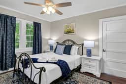 Blue Bungalow | 2BR 1BA | Lexington - Image 2