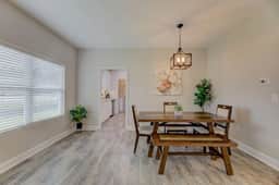 Deja Blue by Heartwood | 10 Mins to Downtown - Image 4