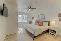 Funky River Caravan Apt | 4BR 3BA Near DT Cola - Image 4