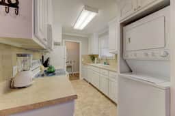 Good Vibes Ranch | 3BR 1.5BA Pets+ Walk to Zoo - Image 3