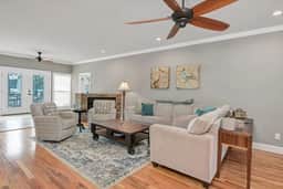 La La Lakehouse | Sleeps 6 on Lake Murray! - Image 2