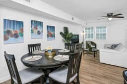 Stay West Side | 2 BR | Minutes from Downtown - Image 4