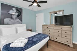The Family Cove - 4BR + Private Pool & Billiards - Image 5