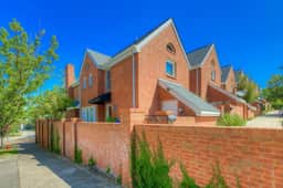 The Landing at Wheat St.| 2Br in the heart of USC - Image 2