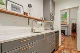 The Traveler's Apartment | 1BR 1BA + Kitchenette - Image 4