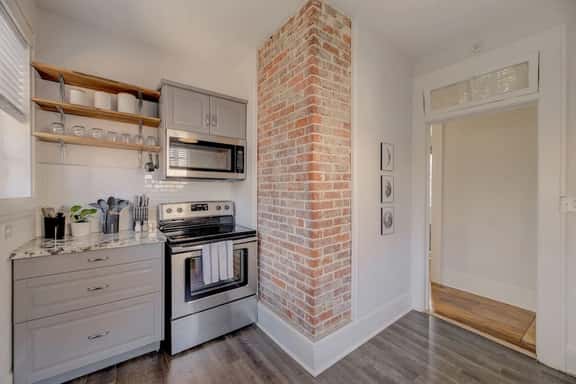 Industrial Modern Apt Down | 2BR 1BA Cottontown - Image 1