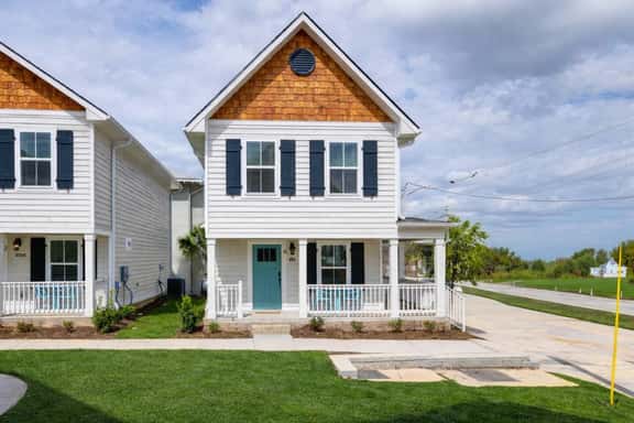 Laurens Cottage | The Pickens Cottages - Image 1