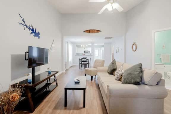 On Lake Time | 2BR | Minutes To Lake Murray - Image 1