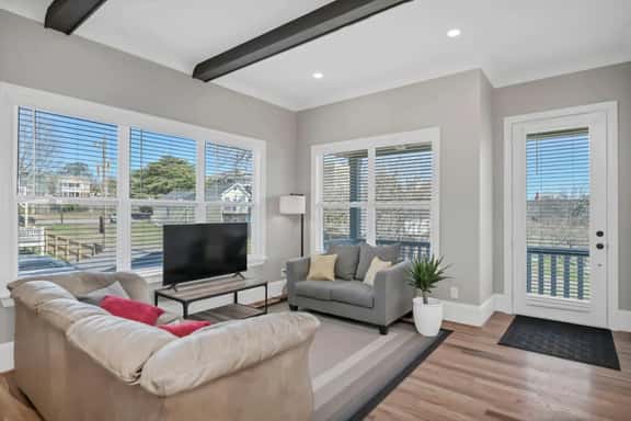 The Graveyard |4BR 3BA|Downtown - Image 1