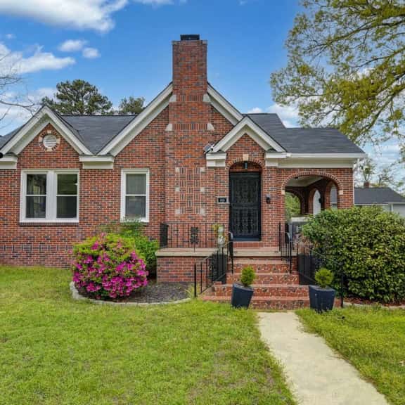 4BR Retreat w/ Game Shed | Near Downtown - Image 1