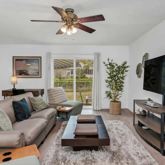 Blue Park Nest | 3 BR 2 BA - Image 1