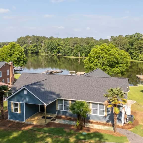 Bluebird Bay with Hot Tub & Outdoor Area | Sleeps 8 - Image 1