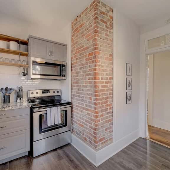 Industrial Modern Apt Down | 2BR 1BA Cottontown - Image 1
