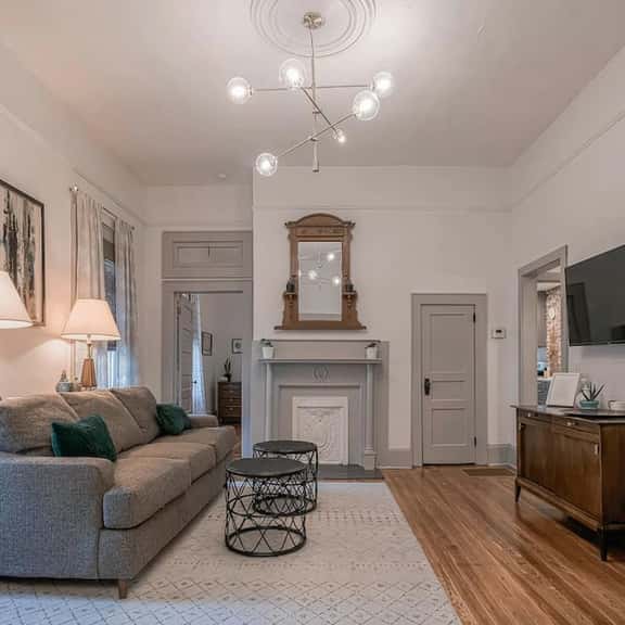 The Eclectic Apartment | Historic 1BR 1BA Near DT Cola - Image 1