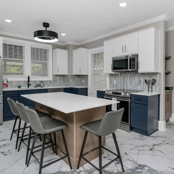 The River House | 3BR Near Downtown - Image 1