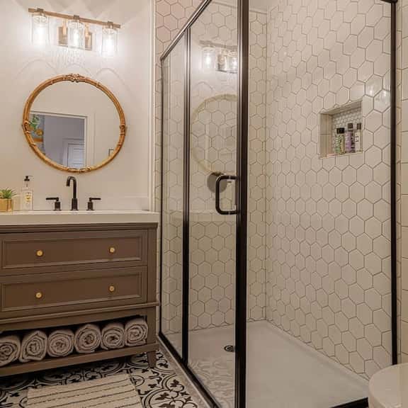 The Traveler's Apartment | 1BR 1BA + Kitchenette - Image 1