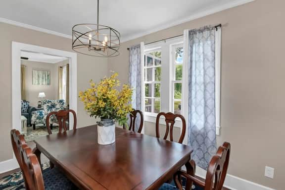Blue Bungalow | 2BR 1BA | Lexington - Image 5