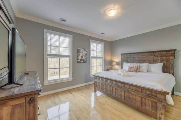 Lake Carolina Town Center Executive Condo | 2BR 2.5BA - Image 5