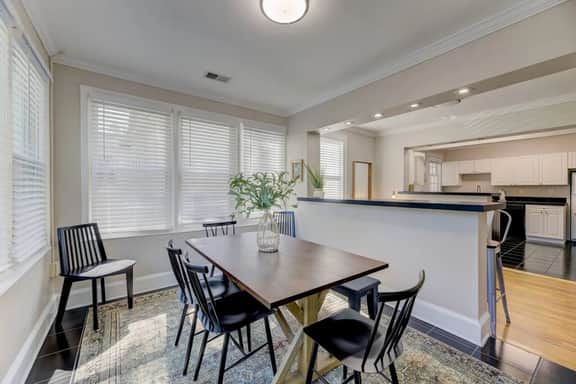 Sweet Suite on Sunset Home + Guest House | - Image 3