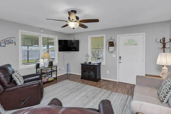 Paradise Point | 2BR 2BA on Lake Murray - Image 3