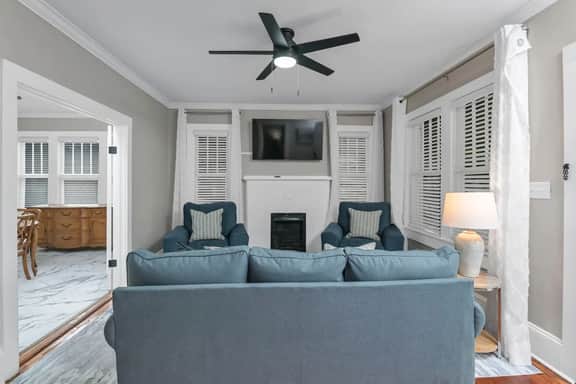 The River House | 3BR Near Downtown - Image 2