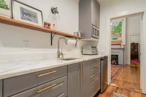 The Traveler's Apartment | 1BR 1BA + Kitchenette - Image 4